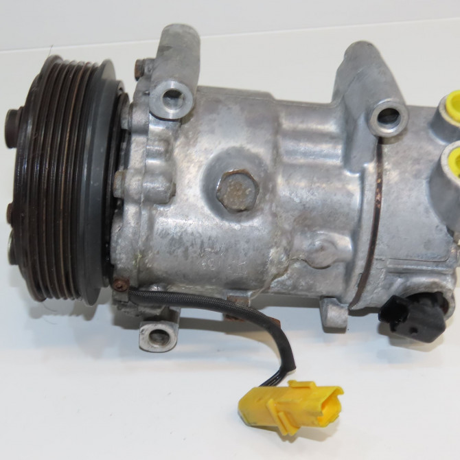 Compresseur air conditionne occasion CITROEN DS3 Phase 1 11-2009->03-2014 1.4 VTi 16v 95ch 9822826880 4