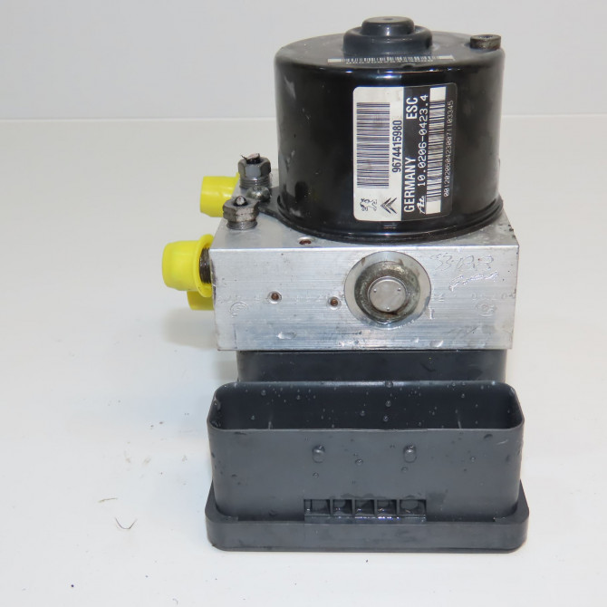 Unité hydraulique ABS occasion CITROEN DS3 Phase 1 11-2009->03-2014 1.4 VTi 16v 95ch 4541QT 3