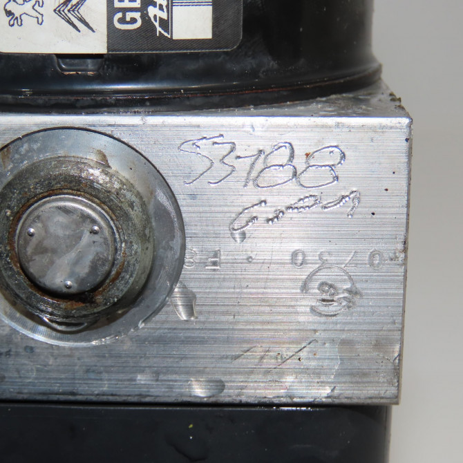 Unité hydraulique ABS occasion CITROEN DS3 Phase 1 11-2009->03-2014 1.4 VTi 16v 95ch 4541QT 8