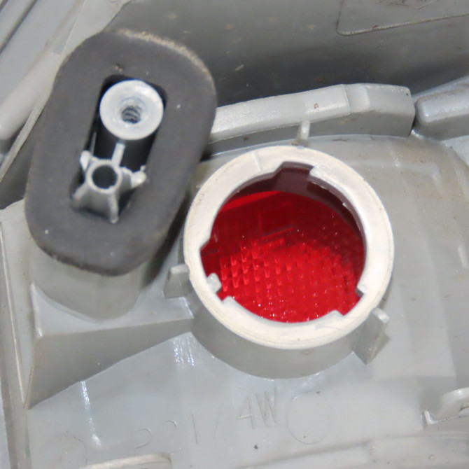 Feu arrière interieur gauche occasion RENAULT MEGANE III Phase 3 10-2013->... 265550009R 3