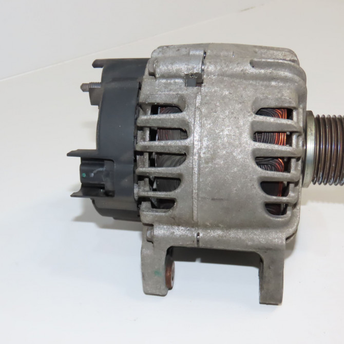 Alternateur occasion RENAULT MEGANE III Phase 3 10-2013->... 8200854119 3