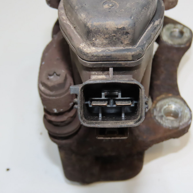 Etrier de frein arrière gauche occasion RENAULT SCENIC III Phase 1 04-2009->11-2011 1.9 DCI 130ch 440118013R 5