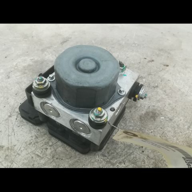 Unité hydraulique ABS occasion BOLLORE BLUECAR Phase 1 01-2011->... ELEC 2