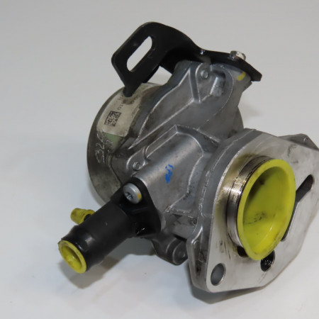 Pompe a vide occasion RENAULT CLIO IV Phase 1 07-2012->... 1.5 DCI 90ch 146505272R