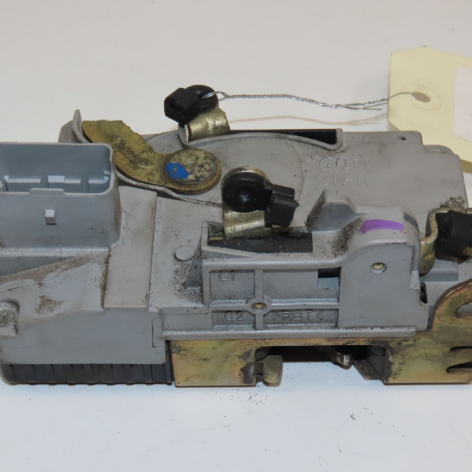 Serrure porte avg occasion PEUGEOT 406 Phase 2 04-1999->04-2004 2.0 HDI 90ch 9135H8 3