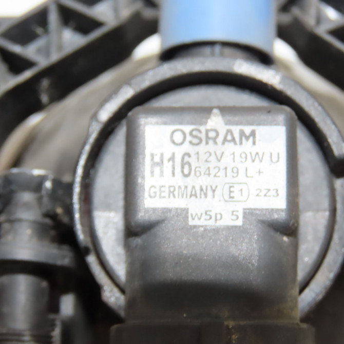 Phare antibrouillard avant droit occasion RENAULT CLIO IV Phase 1 07-2012->... 1.5 DCI 90ch 261500097R 4