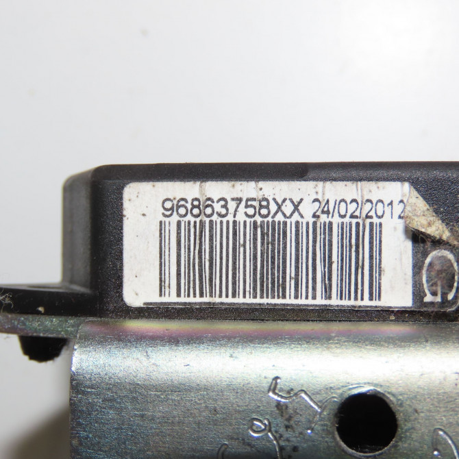 Ceinture avant gauche occasion PEUGEOT 207 Phase 1 04-2006->06-2013 1.4i 16v 90ch 8975CE 6