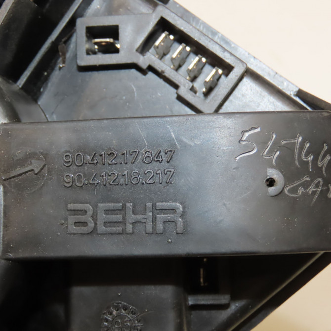 Ventilateur de chauffage occasion PEUGEOT 406 Phase 1 10-1995->04-1999 1.8 6441G3 4