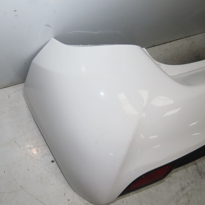 Pare-choc arrière occasion TOYOTA YARIS III Phase 2 06-2014->... 1.5 100ch 521590U917 3