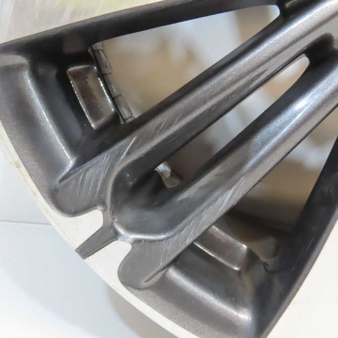 Jante aluminium occasion PEUGEOT 208 208 Phase 1 2012-03-01->2015-09-30 1.4 HDI 68ch 5401P4 5