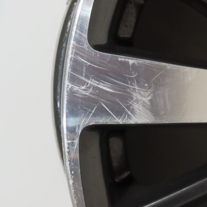 Jante aluminium occasion PEUGEOT 208 208 Phase 1 2012-03-01->2015-09-30 1.4 HDI 68ch 5401P4 3