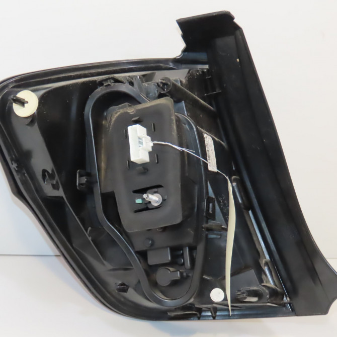 Feu arrière droit occasion CITROEN C3 II Phase 2 03-2013->12-2016 1.2i 82ch 9803928480 2