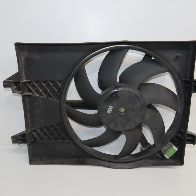 Ventilateur de refroidissement occasion MAZDA MAZDA 2 I Phase 1 03-2003->09-2007 1.25 C20215025D 1
