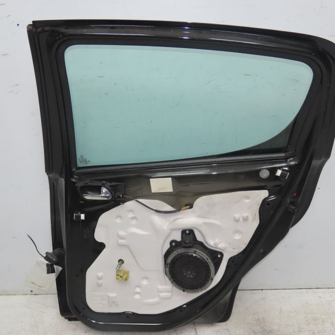 Porte arrière droite occasion PEUGEOT 207 Phase 1 04-2006->06-2013 1.6 HDI 16v 90ch 9008S6 2