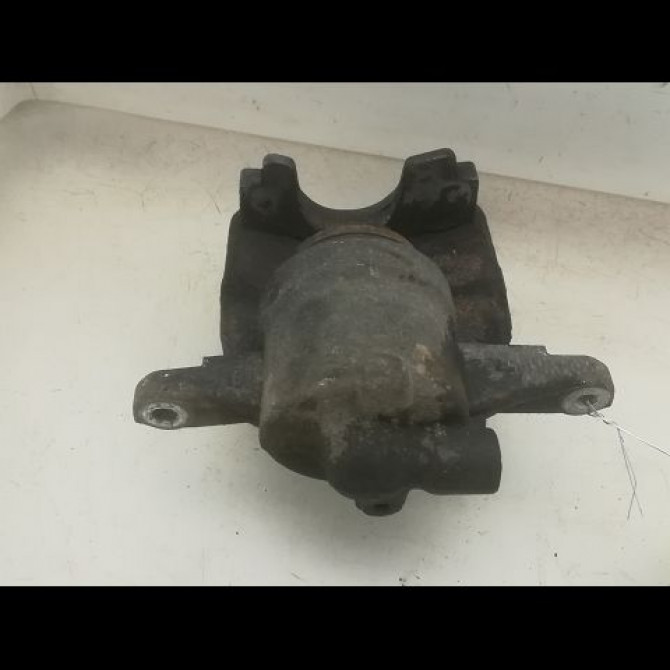 Etrier de frein avant gauche occasion OPEL CORSA IV Phase 1 09-2006->12-2010 1.4 TWINPORT 90ch 93191695 2