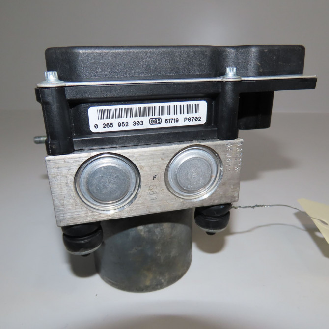 Unité hydraulique ABS occasion PEUGEOT 5008 I phase 2 09-2013->... 1.6 HDI 120ch 1613340080 2