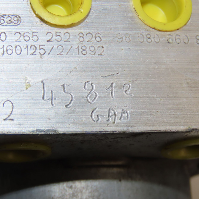 Unité hydraulique ABS occasion PEUGEOT 5008 I phase 2 09-2013->... 1.6 HDI 120ch 1613340080 5