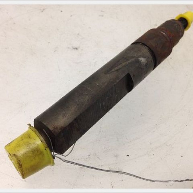 Injecteur occasion RENAULT MEGANE SCENIC I Phase 2 08-1999->06-2003 1.9 DTI 7700112880 2