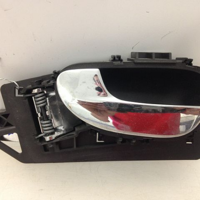 Poignee int porte arg occasion PEUGEOT 307 Phase 2 06-2005->03-2008 2.0 HDI 16v 136ch 9143F4 1