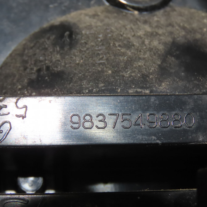 Feu arrière gauche occasion CITROEN 9851162080 4