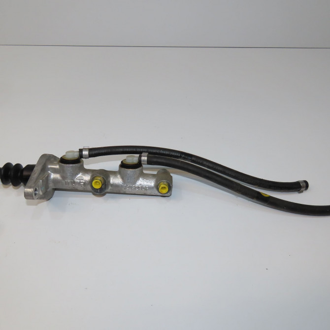 Maitre cylindre occasion CITROEN 9838882280 1