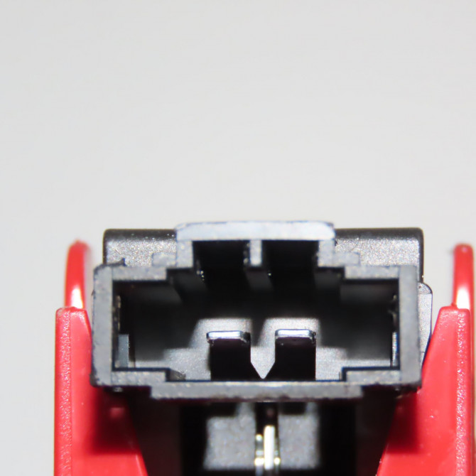 Feu arrière interieur gauche occasion VOLKSWAGEN EOS Phase 1 04-2006->01-2011 2.0 TDI 140ch 1Q0945093 3