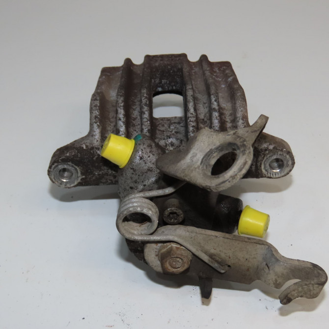 Etrier de frein arrière droit occasion VOLKSWAGEN EOS Phase 1 04-2006->01-2011 2.0 TDI 140ch 1K0615424J 3