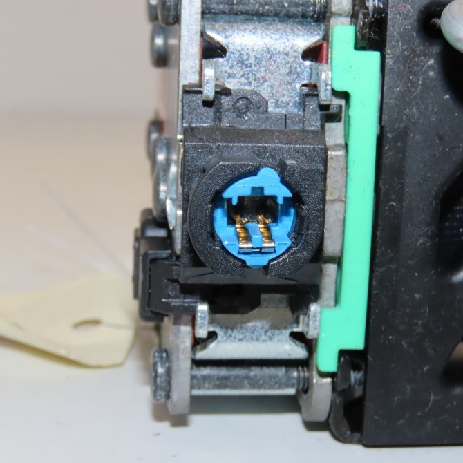 Ceinture avant droite occasion CITROEN C4 II Phase 1 10-2010->01-2015 2.0 HDI 150ch 8975ZN 4