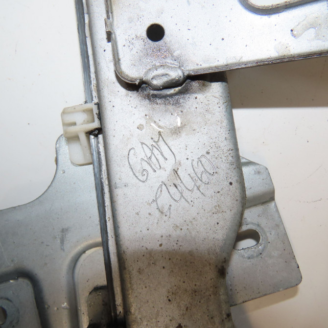 Mécanisme lève-glace avant gauche occasion DACIA SANDERO I Phase 1 06-2008->10-2012 1.5 DCI 70ch 8200733826 3