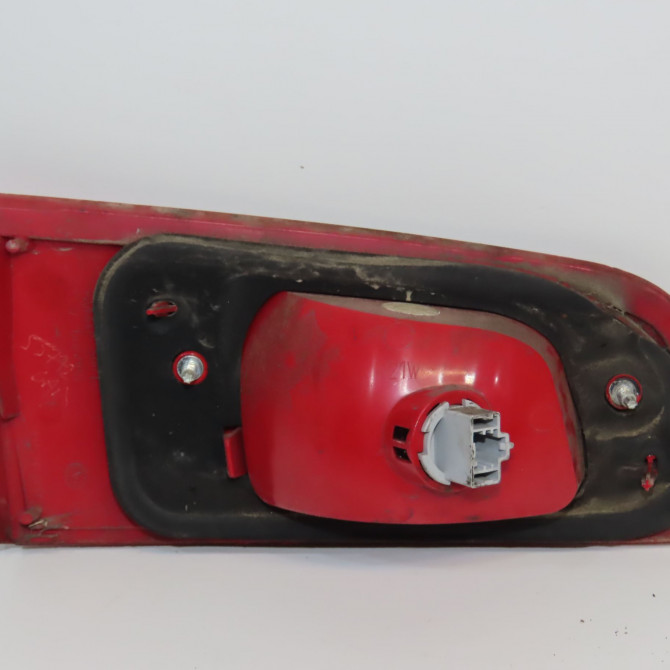 Feu arrière intérieur droit occasion MAZDA MAZDA 2 I Phase 1 03-2003->09-2007 1.25 DD10513F0C 2