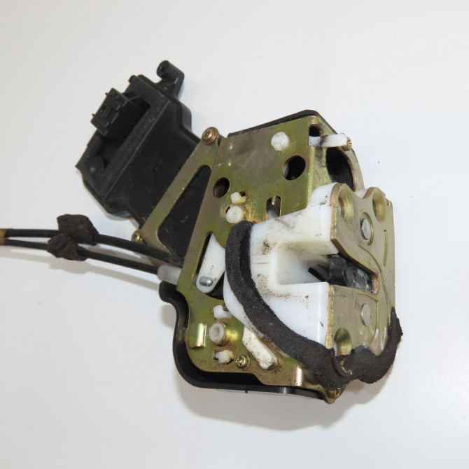 Serrure porte arg occasion MAZDA MAZDA 2 I Phase 1 03-2003->09-2007 1.25 DE9073310G 1