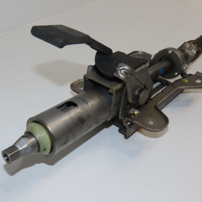 Colonne de direction non assistee occasion MAZDA MAZDA 2 I Phase 1 03-2003->09-2007 1.25 DD323210X 3