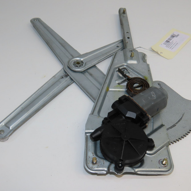 Mecanisme + moteur lève-glace avant droit occasion RENAULT TWINGO I Phase 3 08-2000->06-2007 1.2i 8200051780 1