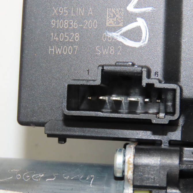 Mecanisme + moteur lève-glace avant droit occasion RENAULT MEGANE III Phase 3 10-2013->... 807203154R 3