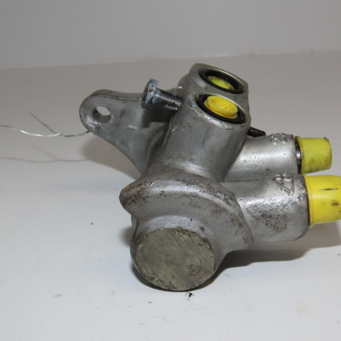 Maitre cylindre occasion MAZDA MAZDA 2 I Phase 1 03-2003->09-2007 1.25 DFY34340ZD 4