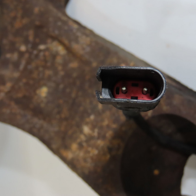 Moyeu avd occasion MAZDA MAZDA 2 I Phase 1 03-2003->09-2007 1.25 DD3233060A 4