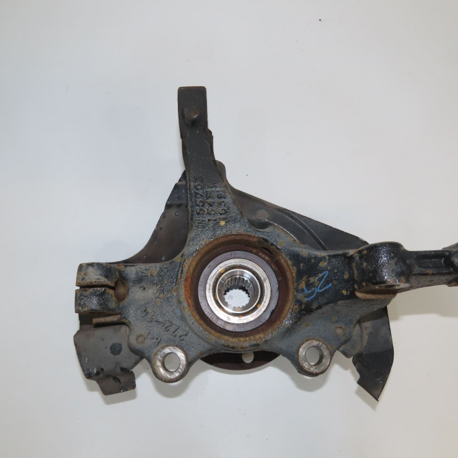 Moyeu avg occasion OPEL CORSA V 13495964 2