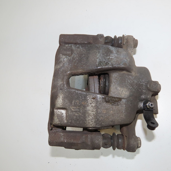 Etrier de frein avant gauche occasion OPEL CORSA V 93191695 1