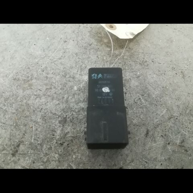 Boitier de préchauffage occasion PEUGEOT 207 Phase 1 04-2006->06-2013 1.4 HDI 9802424080 1