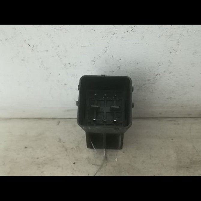 Boitier de préchauffage occasion PEUGEOT 207 Phase 1 04-2006->06-2013 1.4 HDI 9802424080 2