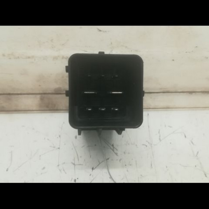 Boitier de préchauffage occasion CITROEN C3 II Phase 2 03-2013->12-2016 1.4 HDi 70ch 9802424080 3