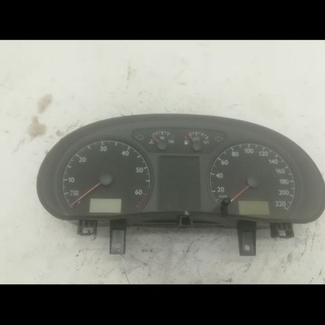 Compteur occasion VOLKSWAGEN POLO IV Phase 1 01-2002->05-2005 1.2 65ch 1