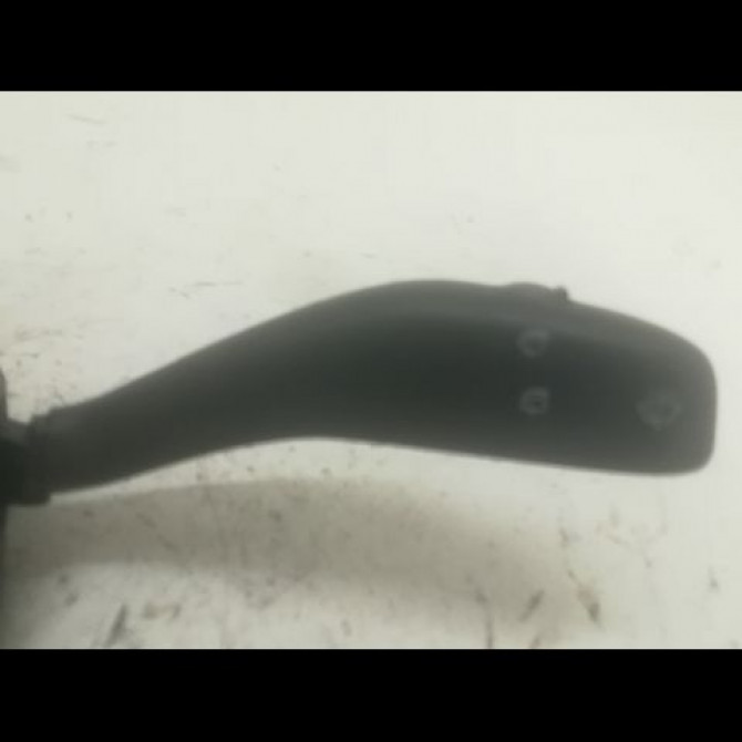 Bloc commodos occasion VOLKSWAGEN POLO IV Phase 1 01-2002->05-2005 1.2 65ch 6Q0953513E9B9 2