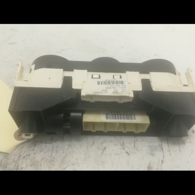 Commande de chauffage occasion VOLKSWAGEN POLO IV Phase 1 01-2002->05-2005 1.2 65ch 6Q0820045H 2