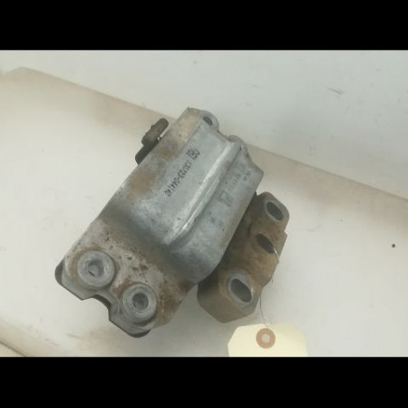 Support boite de vitesse occasion VOLKSWAGEN PASSAT VI Phase 1 10-2010->... 1.6 TDI 105ch