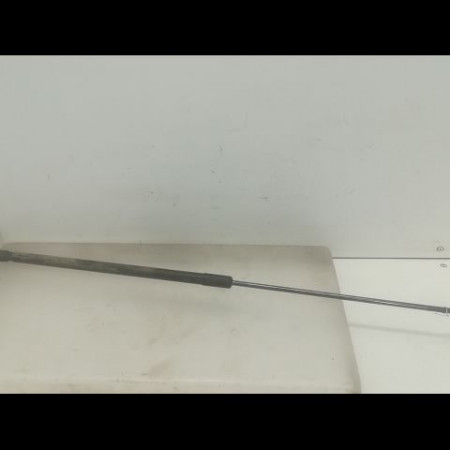 Verin d capot occasion VOLKSWAGEN PASSAT VI Phase 1 10-2010->... 1.6 TDI 105ch 3AA823359A