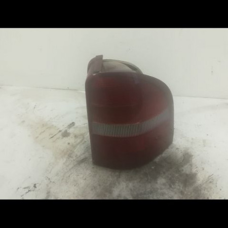 Feu arrière droit occasion FORD MONDEO I Phase 2 CLIPPER 10-1996->09-2000 1.8 TD 90ch 1119438