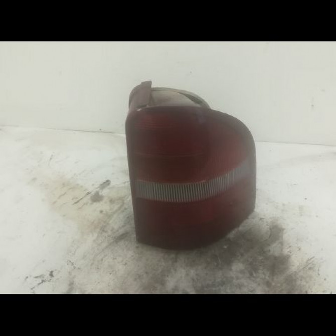 Feu arrière droit occasion FORD MONDEO I Phase 2 CLIPPER 10-1996->09-2000 1.8 TD 90ch 1119438 1