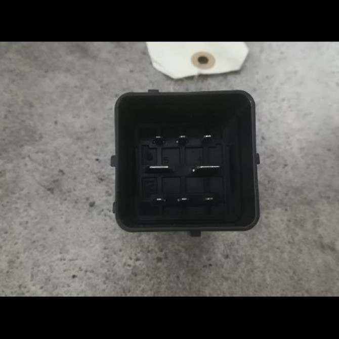 Boitier de préchauffage occasion CITROEN C3 II Phase 2 03-2013->12-2016 1.4 HDi 70ch 9802424080 2