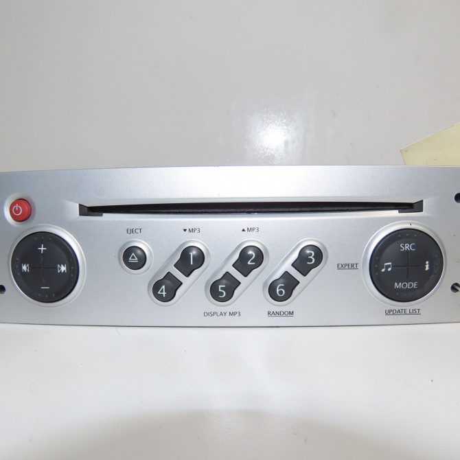 Autoradio occasion RENAULT MODUS Phase 2 01-2008->12-2012 1.5 DCI 90ch 8200633627 1